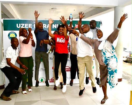 Uzee Bora Naaliza — Celebration Moment